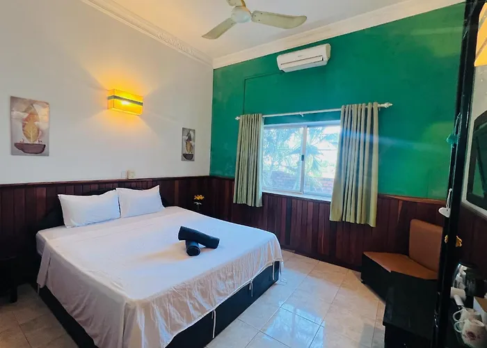 Leaf Boutique Sr Hotel 3*